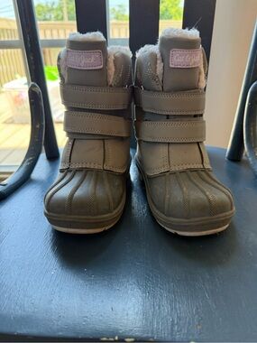 Cat & Jack Olive and Cream Kids' Winter Boots with Faux Fur